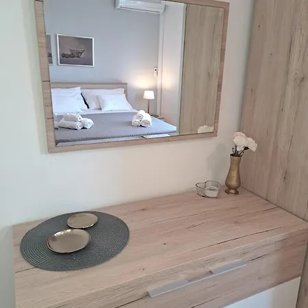 Dida Jakov Apartamento Primošten